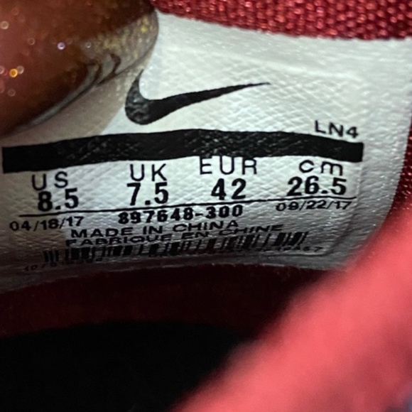 Nike Lebron Basketball Sneakers main image 8